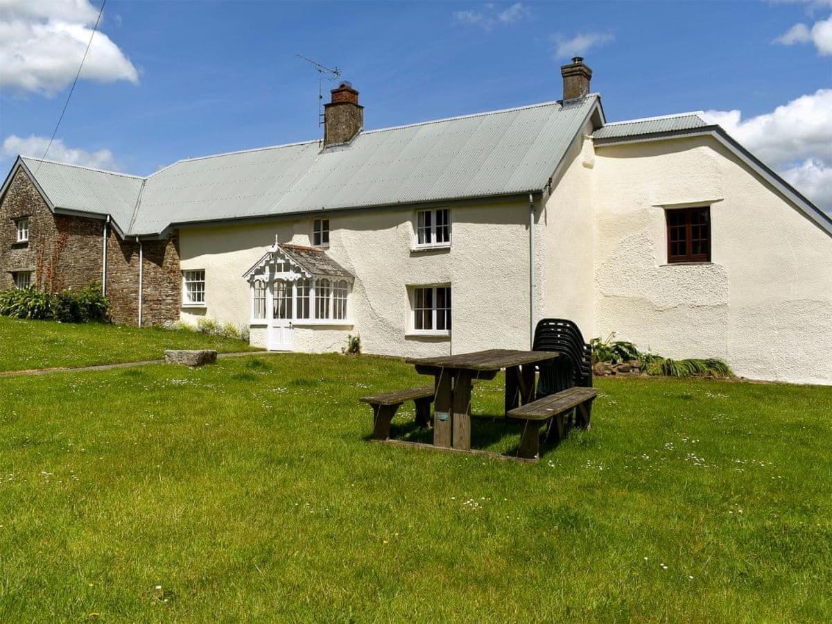Well Farm Cottages North Tamerton Exterior photo
