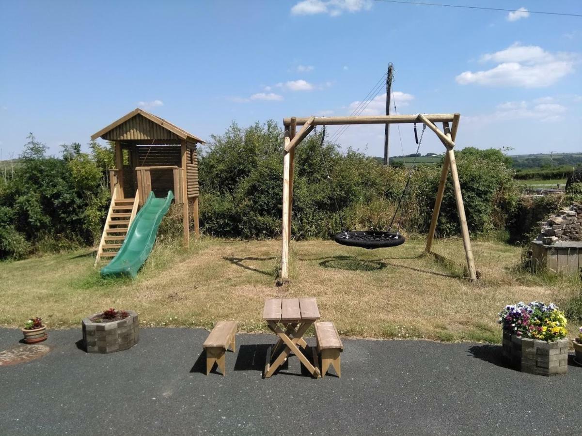 Well Farm Cottages North Tamerton Exterior photo